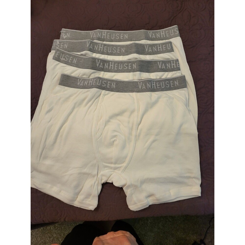 NWOT Van Heusen 4 pack White Boxer Briefs 100% Cotton Medium 32-34